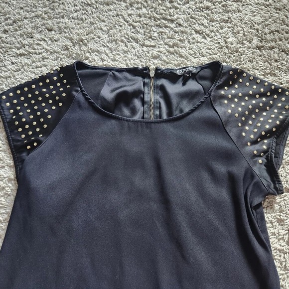 Express Extra Small Black Gold Blouse Shirt Stretch Top Stud Simply Irresistible - Picture 2 of 14
